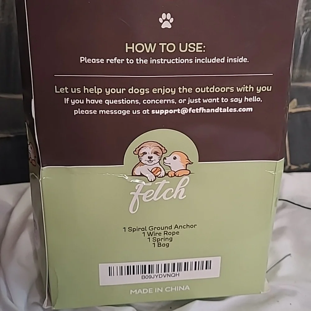 New in box! Fetch & Tales Spiral Ground Anchor box set dog lead rope and anchor